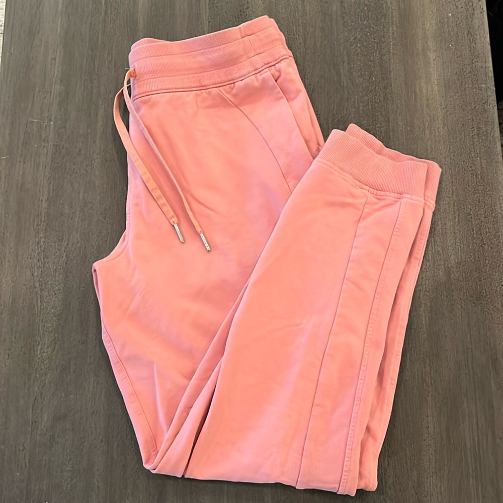 Lululemon high-rise scuba jogger full length